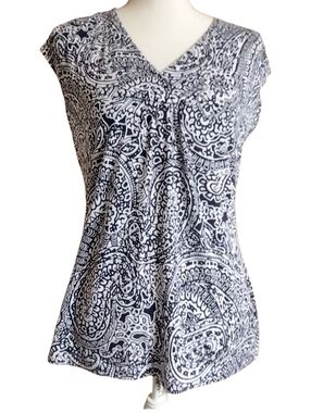 Liz Claiborne Navy & White Paisley V-Neck Tunic